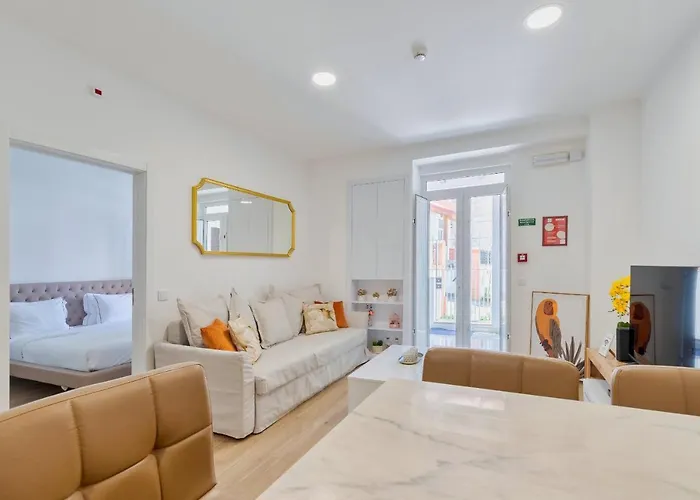 Garrett Terrace *